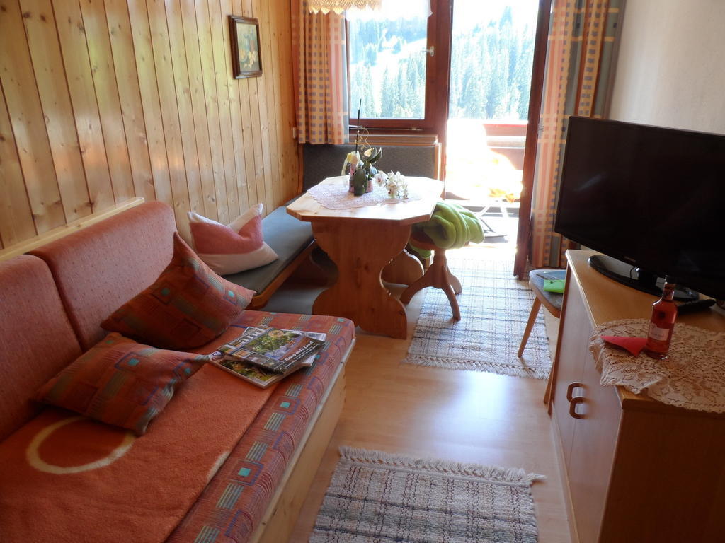 Haus Brunneck Διαμέρισμα Warth  Δωμάτιο φωτογραφία